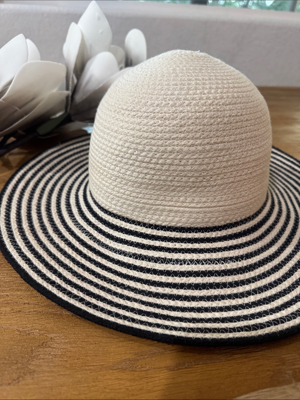 Striped Wide Brim Sun Hat - Black & Cream